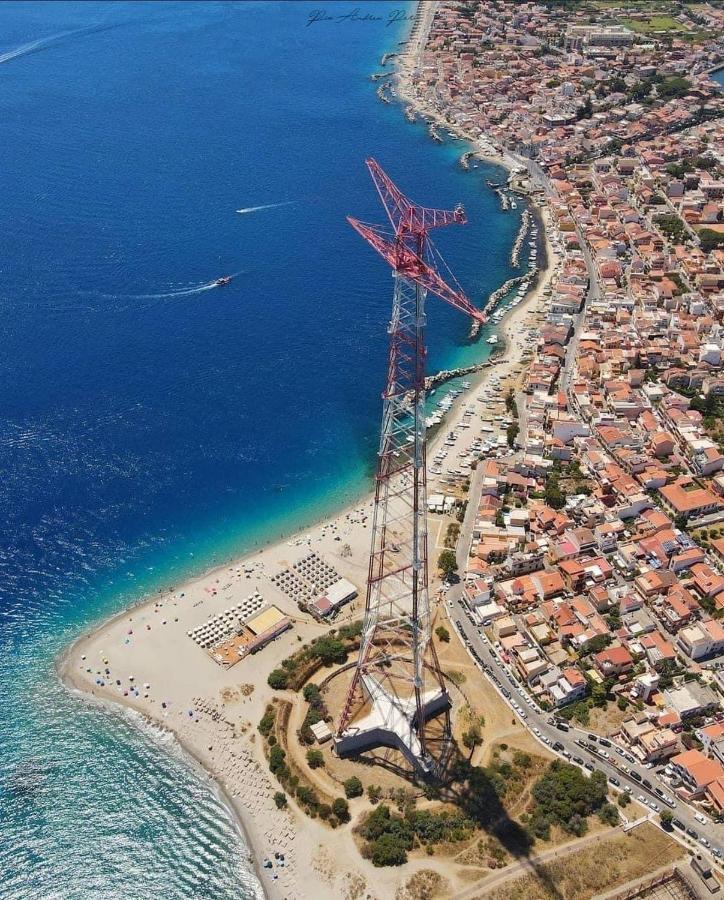 Tra Mare E Lago Торре-Фаро Екстер'єр фото